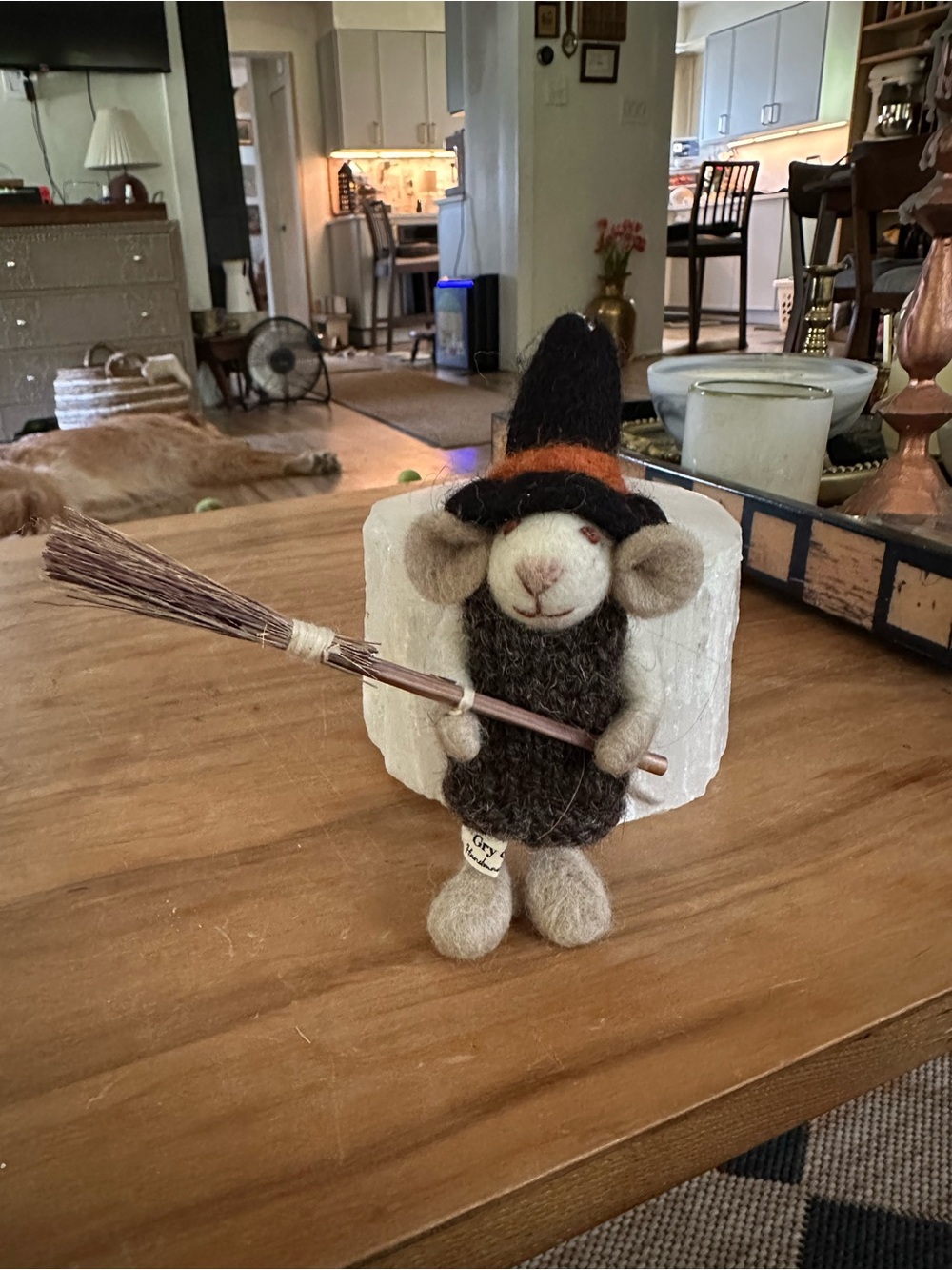 Handmade Gry&Sif wool witch mouse only pose 6” ornament brown dress broom hygge